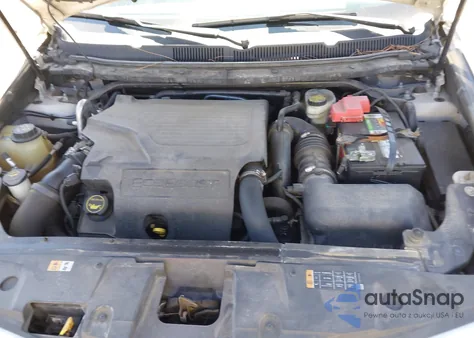 2014 Lincoln Mkt Ecoboost z USA, uszkodzony, nr VIN 2LMHJ5AT8EBL57549